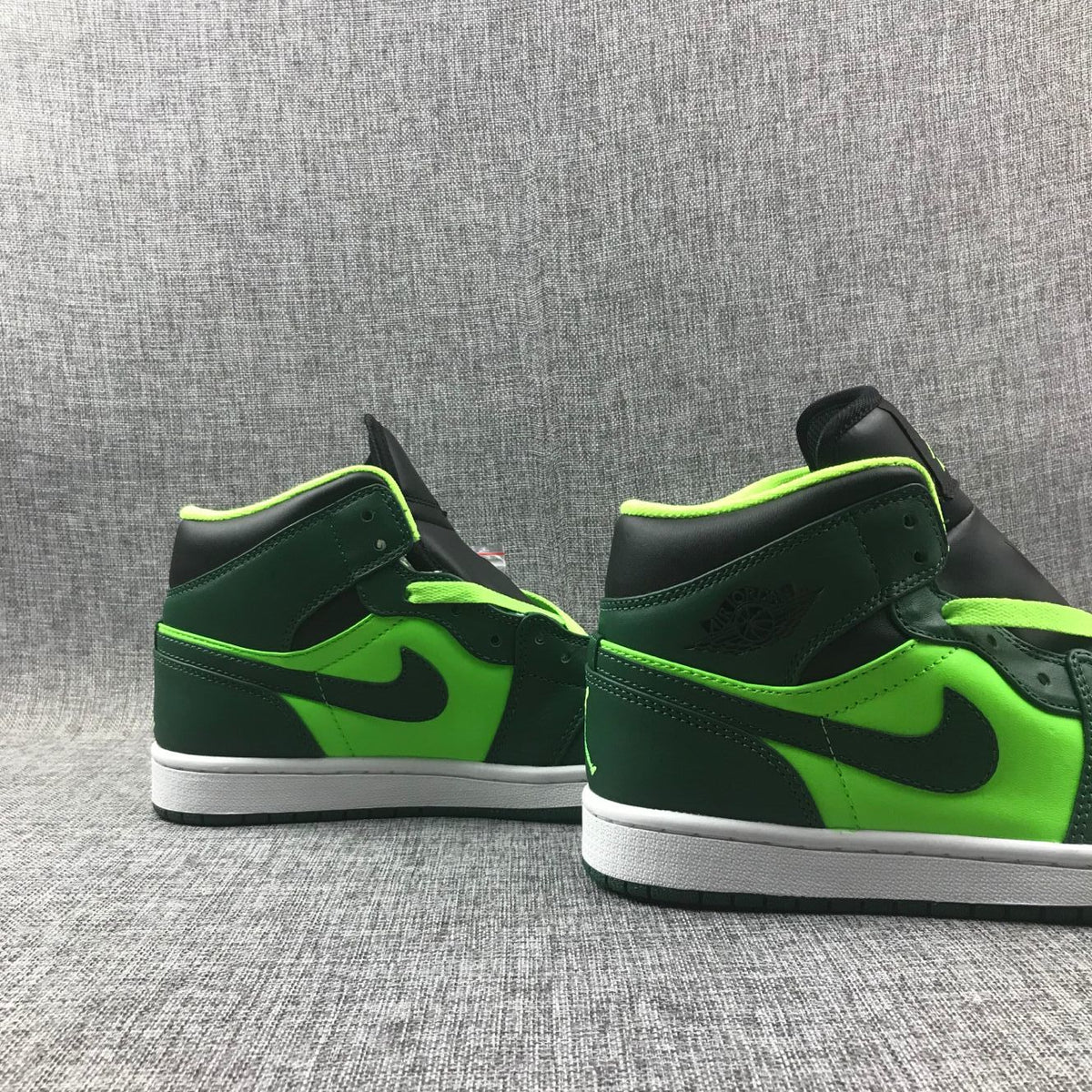 Jordan 1 Mid Fluorescent Green Sneakers 554724-330
