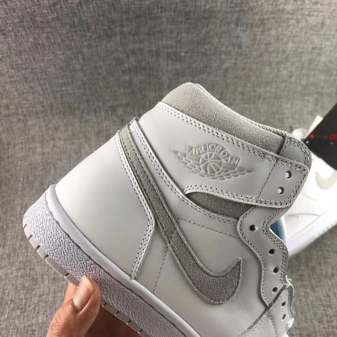 Nike Air Jordan 1 High ’85 Neutral Grey Sneakers BQ4422-100