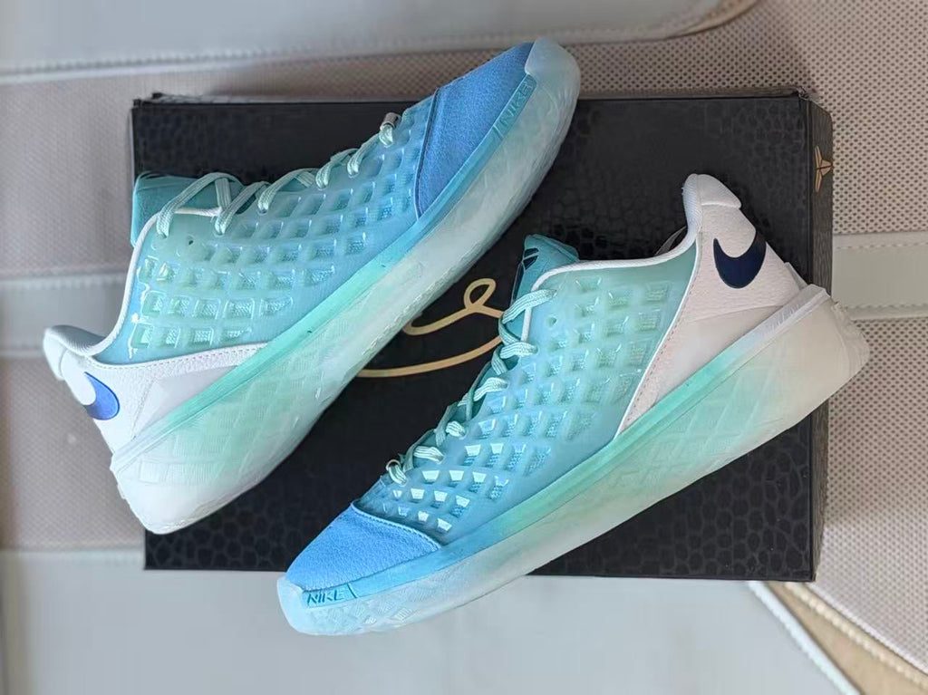 Nike Kobe 3 Basketball Sneakers Blue and White