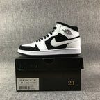 Jordan Air Jordan 1 Mid Panda Black White 554724-113