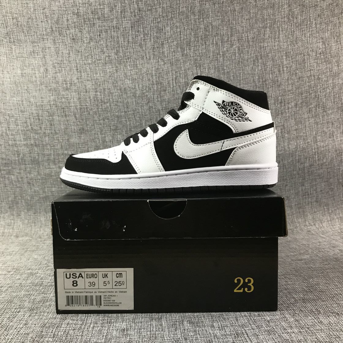 Jordan Air Jordan 1 Mid Panda Black White 554724-113