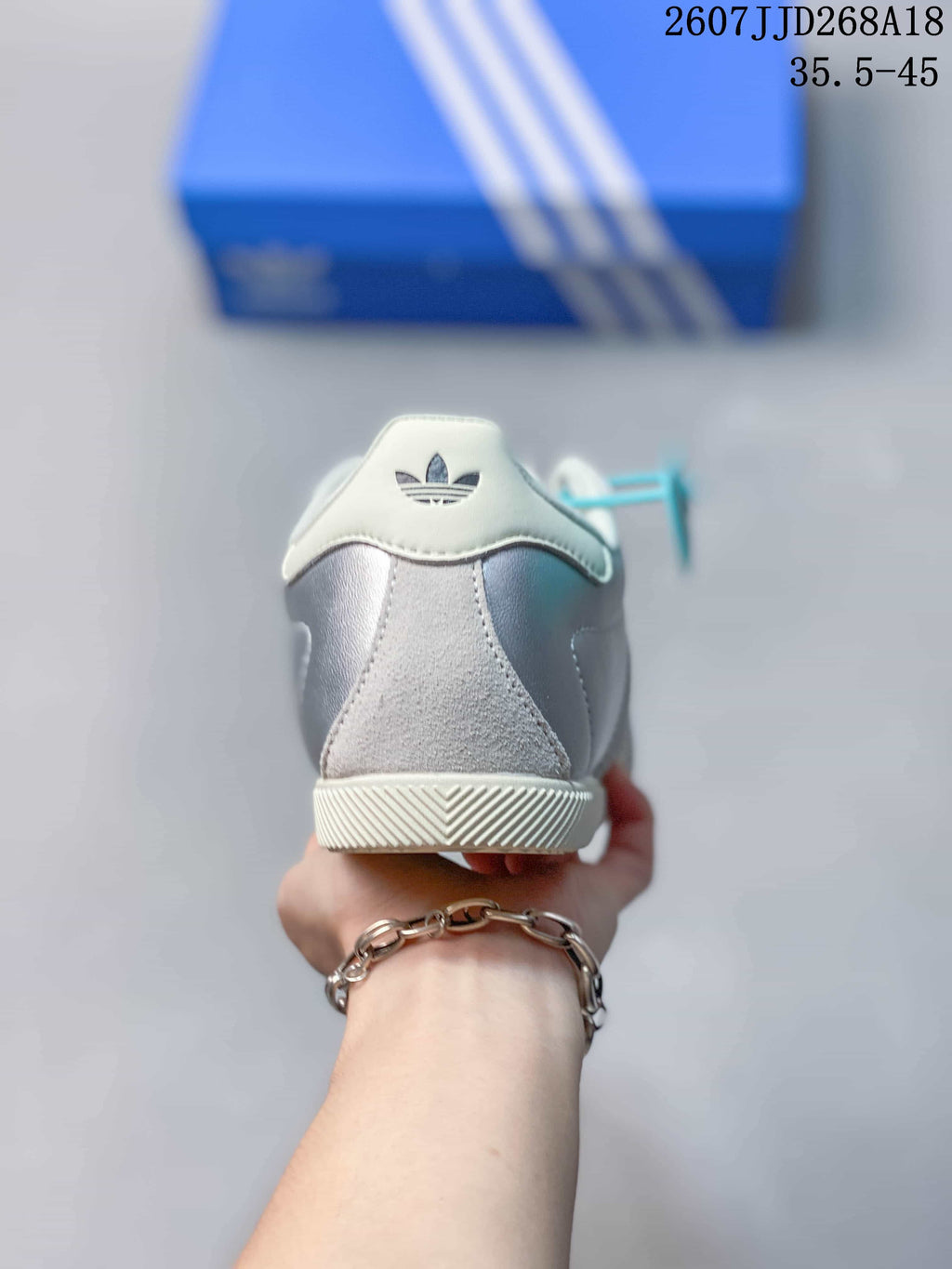 adidas Changle Low-Top Sneakers Silver White KJ3962
