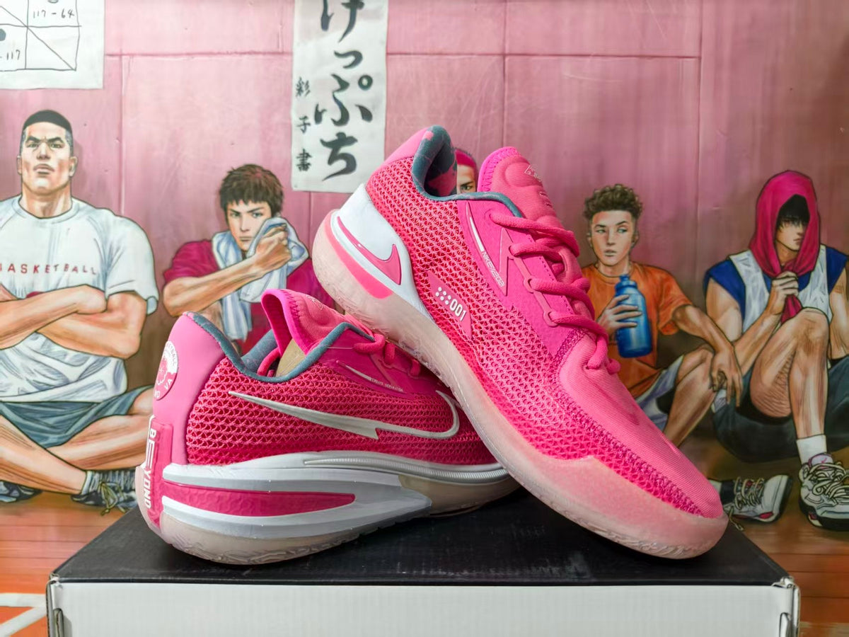 Nike Basketball Shoes in Pink