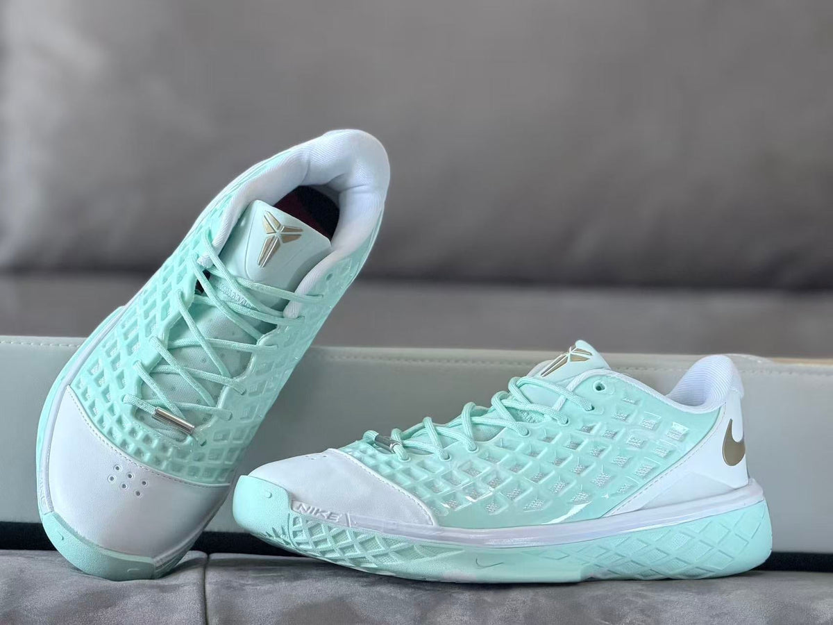 Nike Kobe 3 Basketball Shoes Jade White Gold