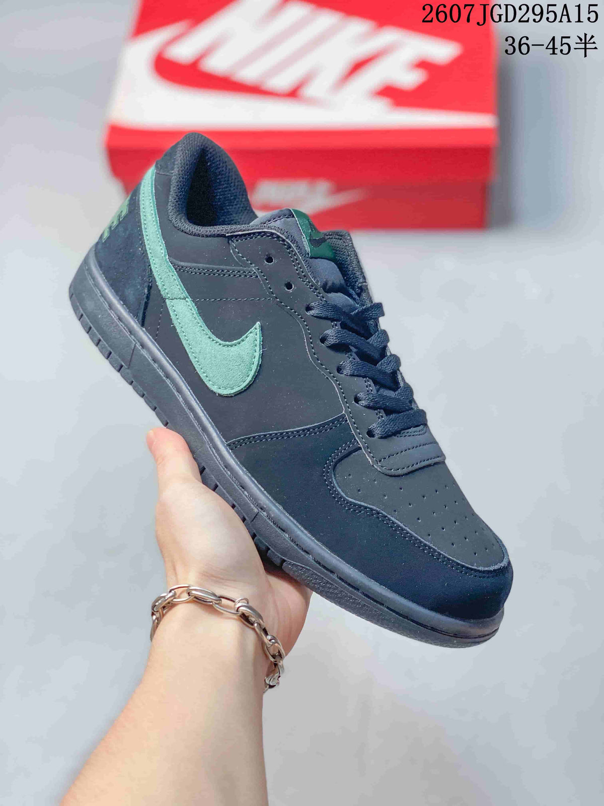 Nike SB Dunk Low Pro Sneakers Black Mint Green