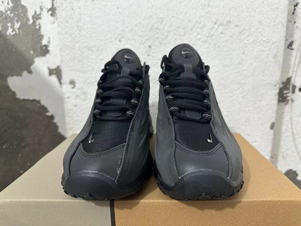 Nike Air Max SNDR Black Sneakers