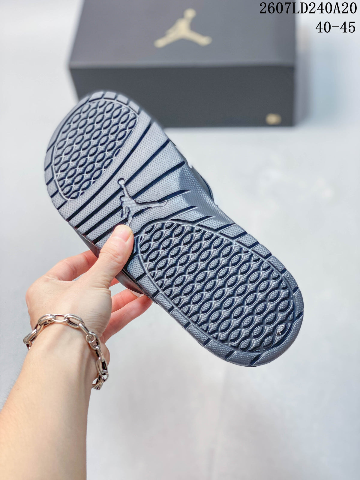Nike Air Jordan Hydro II Retro Slides White/Navy 2607LD240A20
