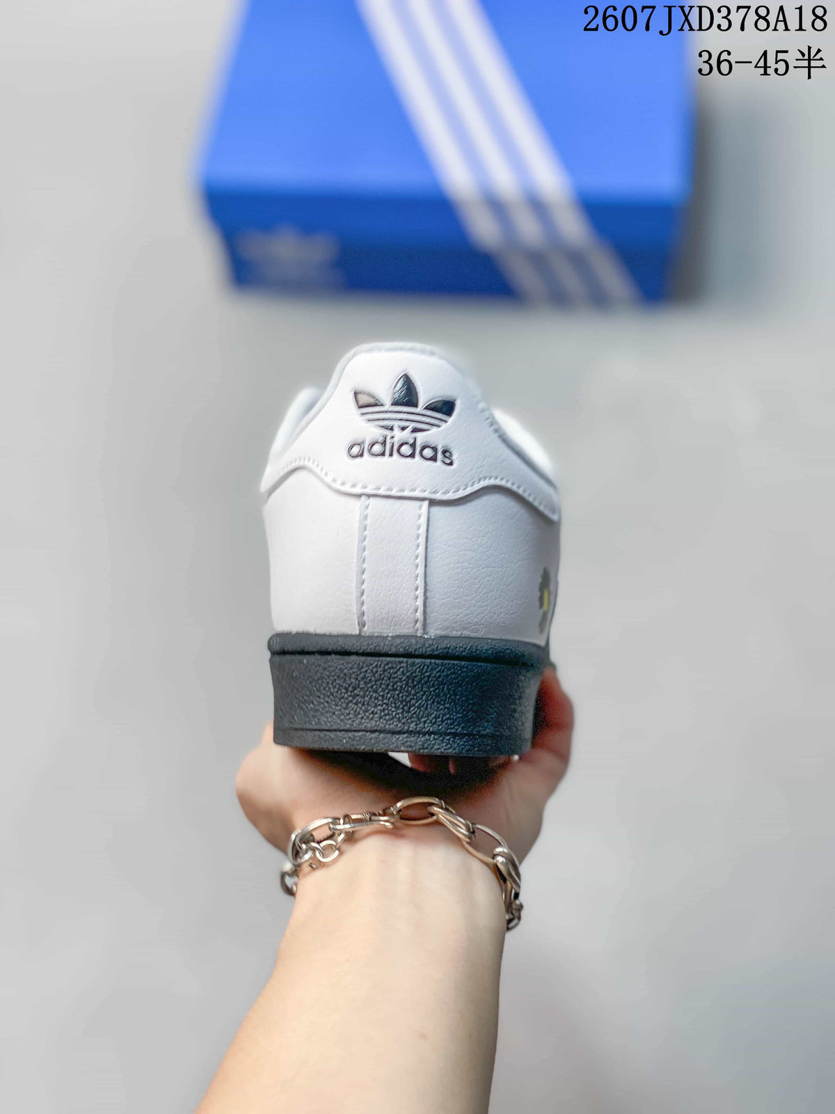 adidas Originals Superstar Sneakers White/Black 2607JXD378A18