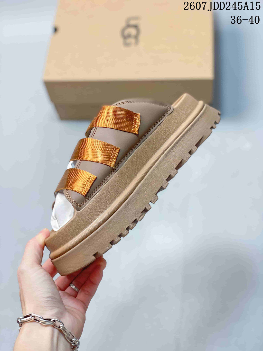 UGG GoldenGlow Platform Sandals Tan 2607JDD245A15
