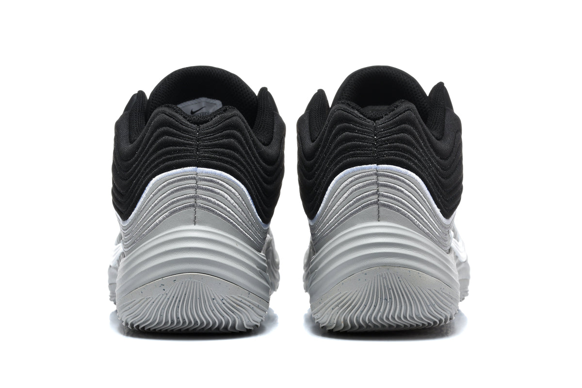 Nike 8 Gray Black Sneakers
