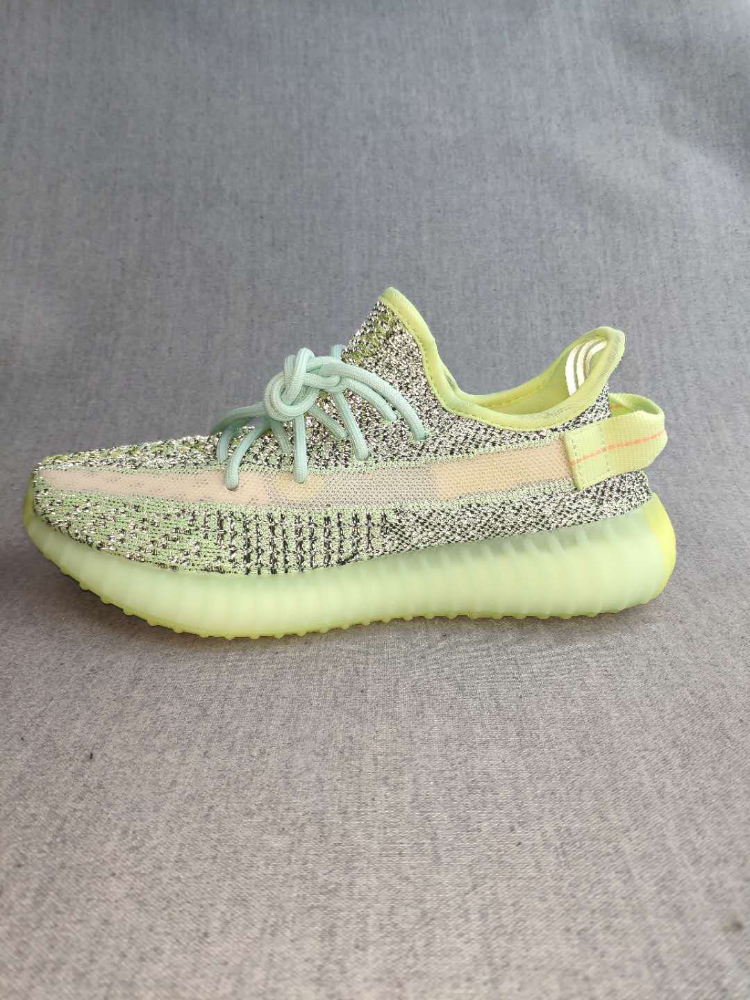 Yeezy 350 V2 Sneakers Green Black Knit