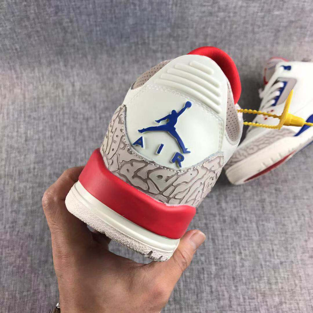 Jordan Air Jordan 3 Independence Day Sneakers White Red Blue