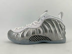 Nike Hardaway High-Top Sneakers