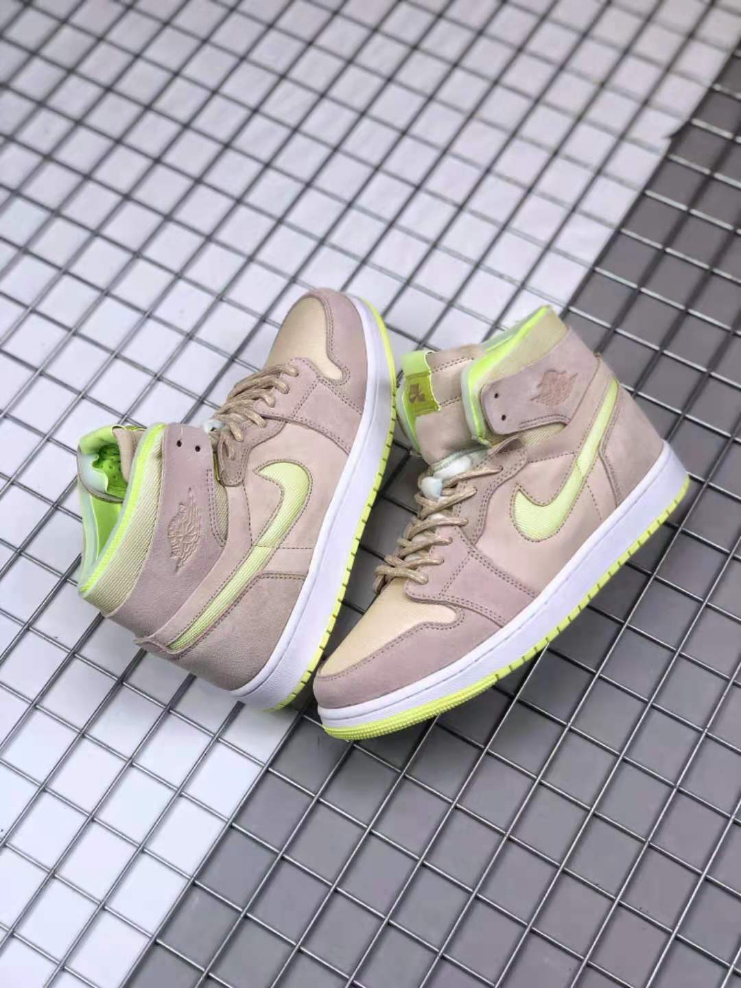 Nike Air Jordan 1 Zoom CMFT Lemon Twist CT0979-002 Sneakers