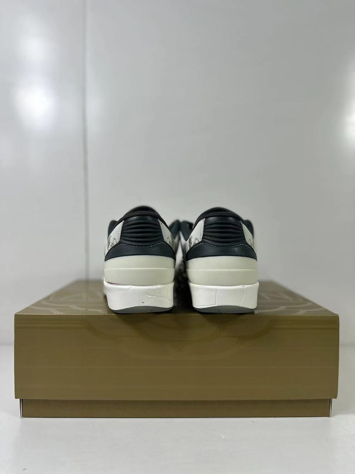 Jordan Air Jordan 2 Low Chinese New Year Sneakers White FJ5736-100