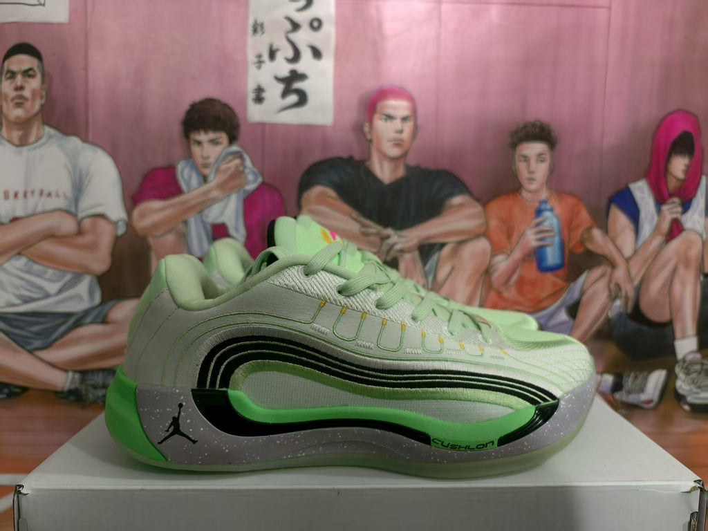 Jordan Green Basketball Sneakers