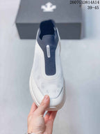 Descente Slip-On Sneakers White and Navy 2607GXD814A14