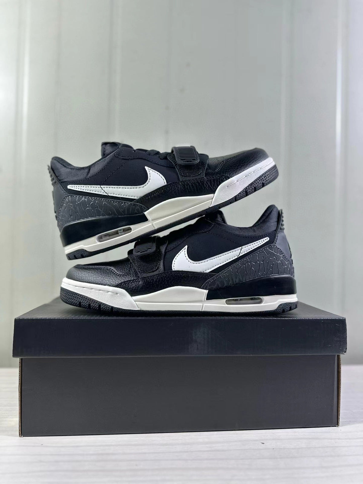 Jordan Air Jordan Legacy 312 Low Black White CD7069-001