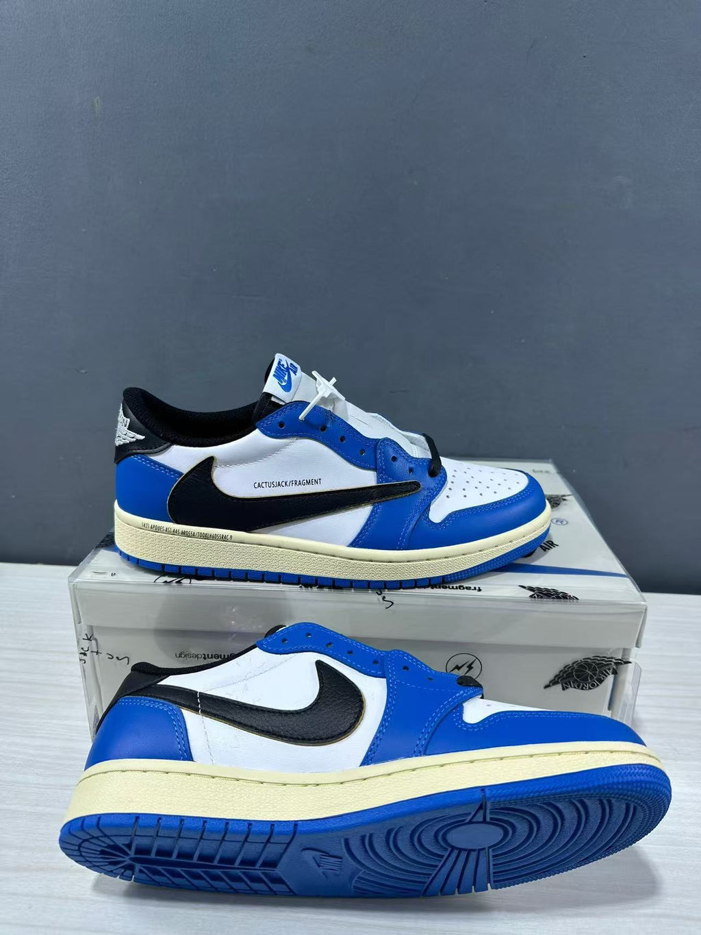 Jordan Air Jordan 1 Low Blue White DM7866-141 Sneakers