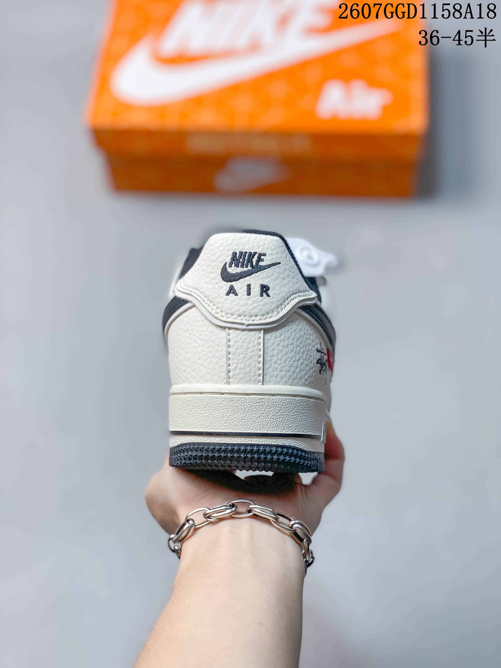 Nike Air Force 1 ’07 Low White Navy Sneakers 2607GGD1158A18