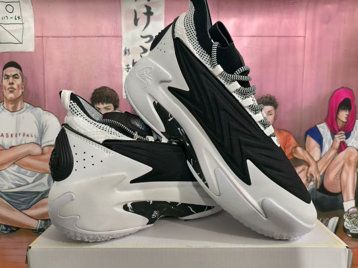 Black and White Basketball Sneakers 40–46