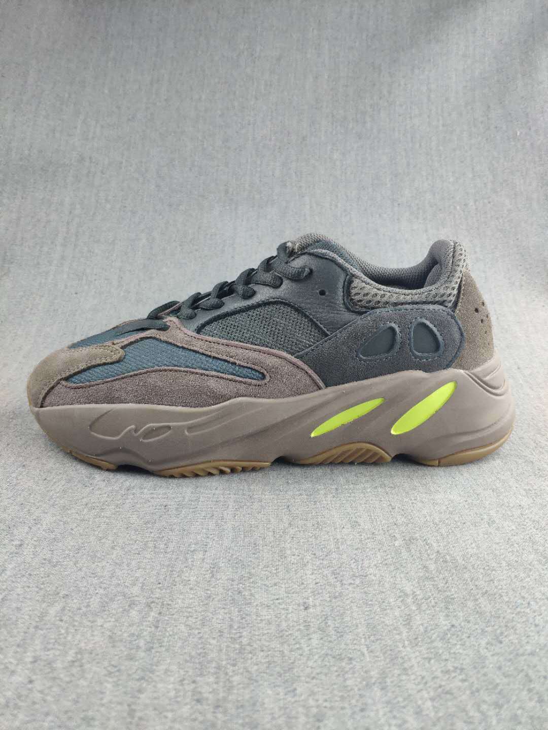 700 Unisex Sneakers Gray Blue Lime