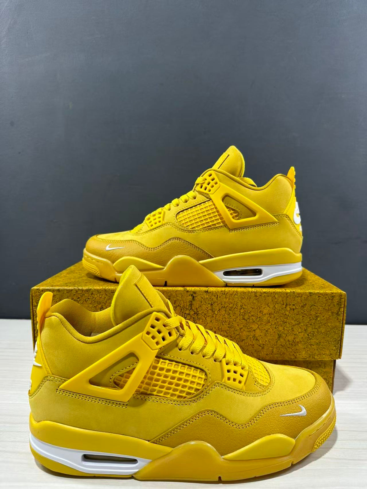 Jordan Air Jordan 4 Retro Marquette Yellow Sneakers HF4340-008