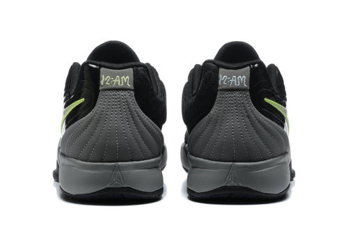 Jordan 883-10 Black and Yellow Basketball Sneakers