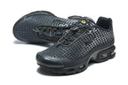 Nike Air Max Plus SE Black Sneakers