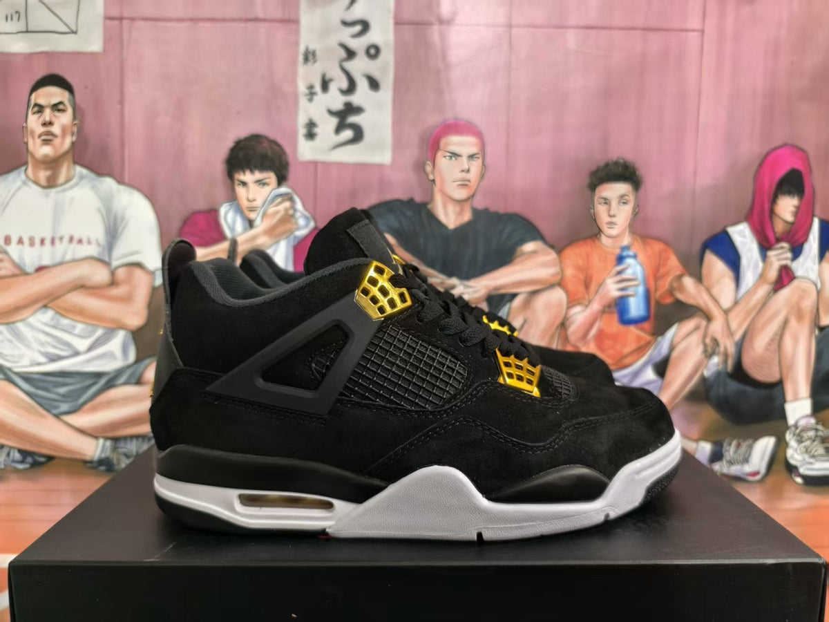 Jordan 4 Sneakers Black Gold