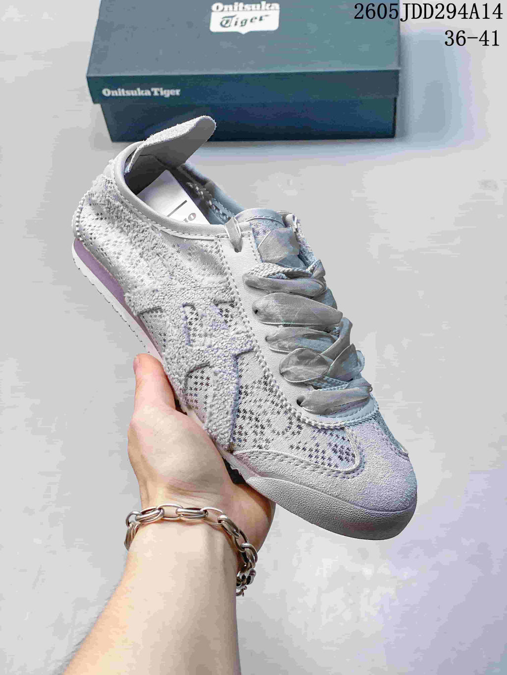 Onitsuka Tiger Mexico 66 Textile Low-Top Sneakers