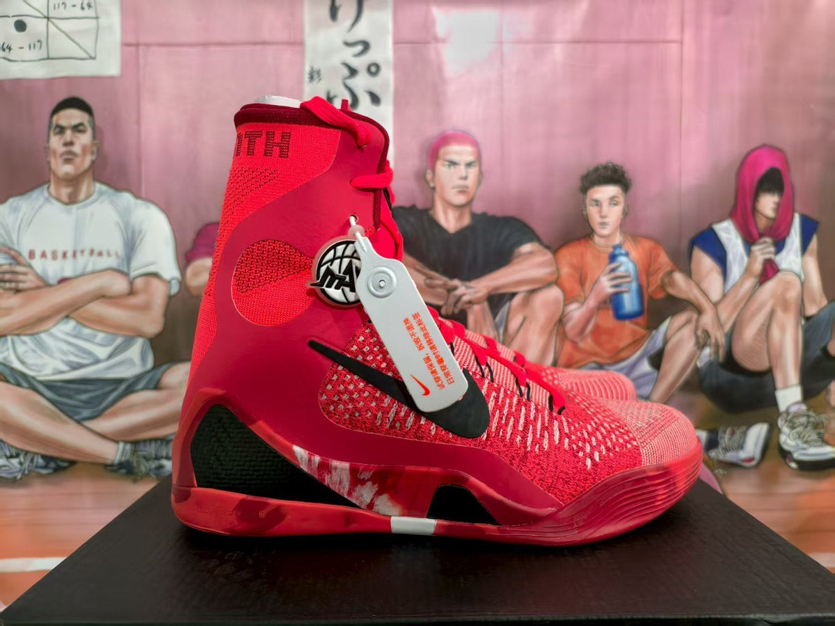 Nike Kobe Elite Christmas Red Basketball Sneakers