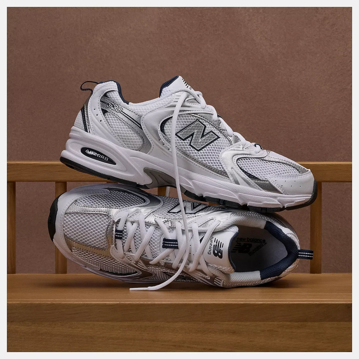 New Balance 530 White Silver Navy